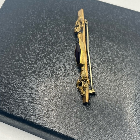 Victorian gold tone purple glass stone vintage bar brooch pin c clasp antique - Picture 5 of 15